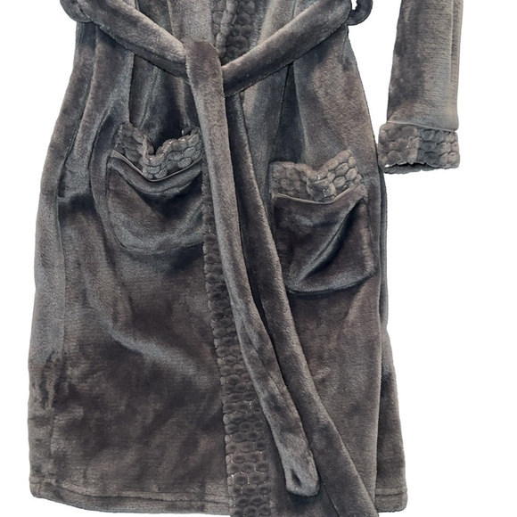 MGEOY Dodger's Bathrobe, SZ Youth, PTP 20”, Length 36”, Gray Velour W/hood - Picture 3 of 7